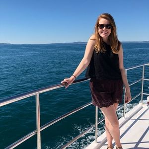 Meet your Posher, Amy